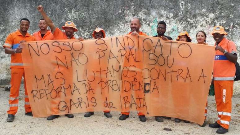 Garis de Irajá protestam contra reforma da Previdência