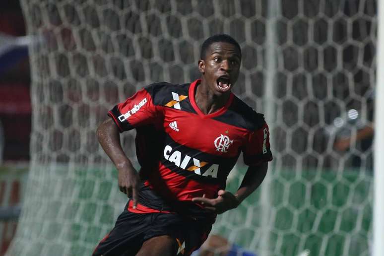 O atacante Vinicius Júnior, de 17 anos, foi destaque do Flamengo na disputa da última edição da Copa São Paulo de Futebol Júnior e também na Seleção Brasileira Sub-17