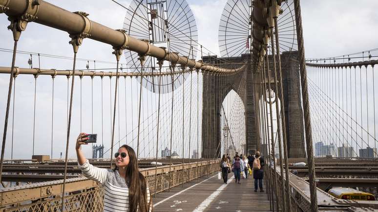 Em 2016, Nova York recebeu 60,7 milhões de visitantes, sendo 12,7 milhões estrangeiros, entre eles 817 mil brasileiros