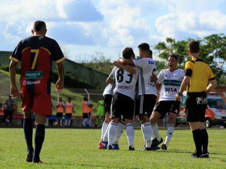 Jogadores do Coritiba afirmaram que a vitória fora de casa aumenta a confiança do time (Foto: Site oficial)
