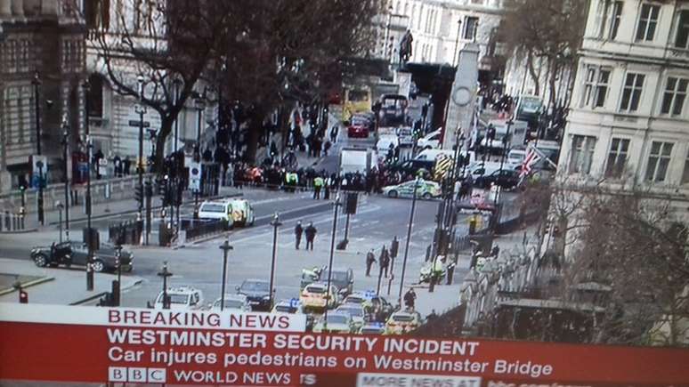 Incidente fechou ruas no entorno do Parlamento em Londres