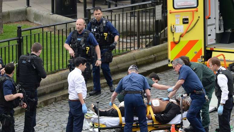 Khalid Masood, de 52 anos, foi identificado pela polícia como autor do atentado próximo ao Parlamento britânico