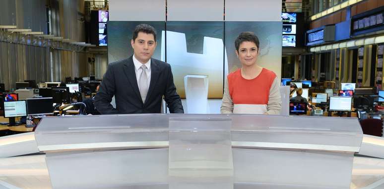 Evaristo Costa e Sandra Annenbeg, âncoras do Jornal Hoje