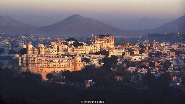 Palácio em Udaipur pertence a rede de hoteis e foi cenário de casamento que custou US$ 18 milhões