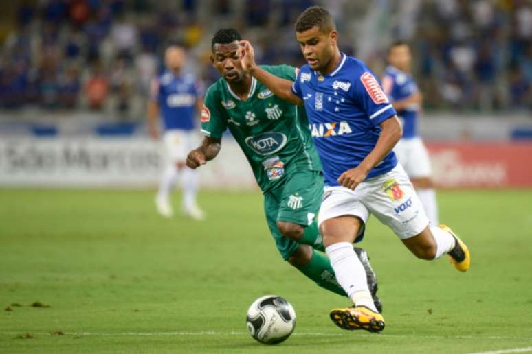 Nos últimos confrontos, só o Cruzeiro tem se dado bem contra o Uberlândia (Foto: Andre Yanckous/AGIF/Lancepress!)