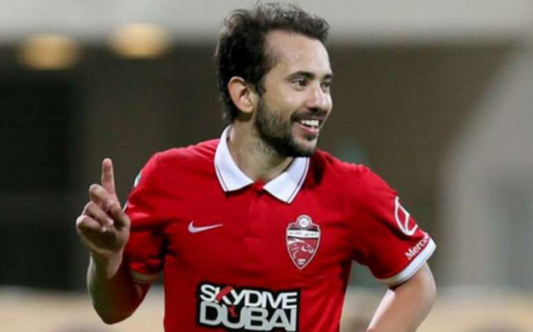 Everton Ribeiro está no Al Ahli, dos Emirados Árabes Unidos