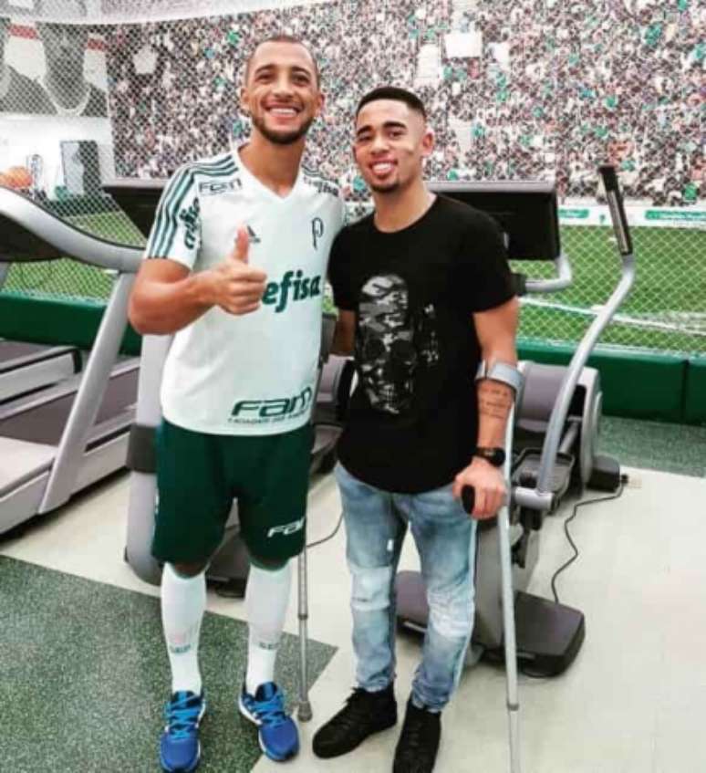 Gabriel Jesus esteve na Academia na última sexta - Foto: Divulgação