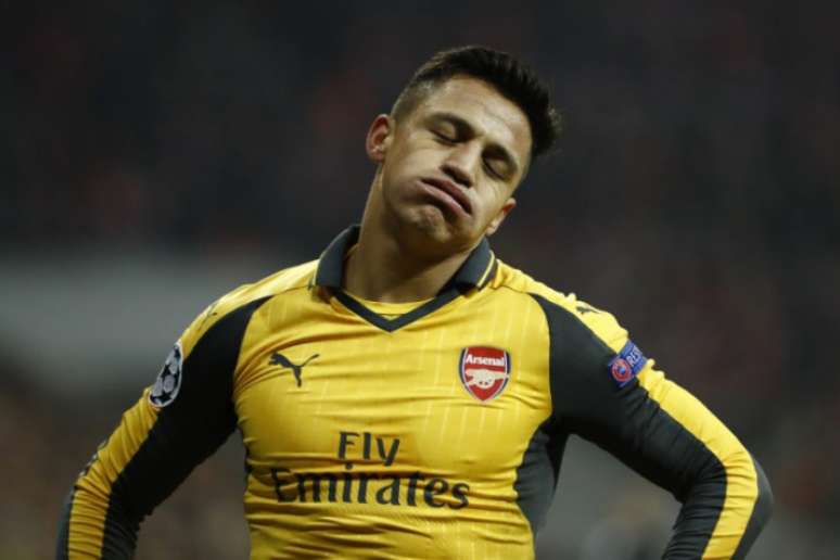 Insatisfeito no Arsenal, Sánchez pode atuar no Chelsea(Foto: ODD ANDERSEN / AFP)