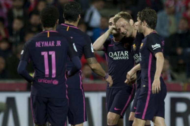 Barcelona venceu o Granada e Neymar marcou seu 100º gol com a camisa do clube catalão (JORGE GUERRERO / AFP)