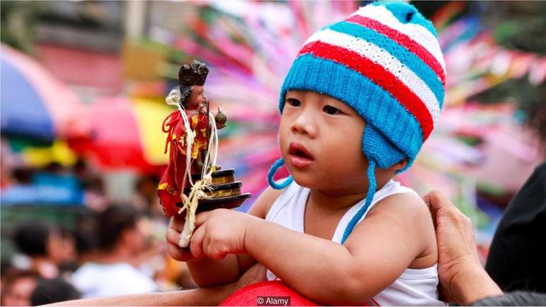 Gigil &eacute; uma express&atilde;o em tagalo que descreve a vontade irresist&iacute;vel de apertar algu&eacute;m