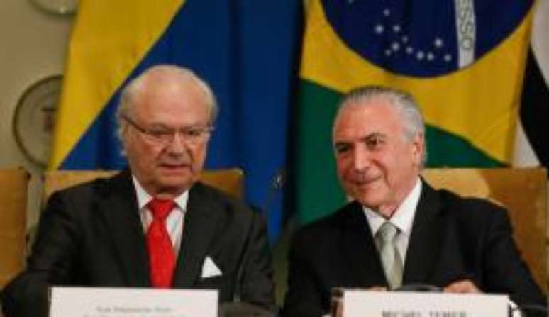 O Rei Carlos XVI Gustavo e o presidente Michel Temer durante o encerramento do Conselho Empresarial Brasil-Suécia 