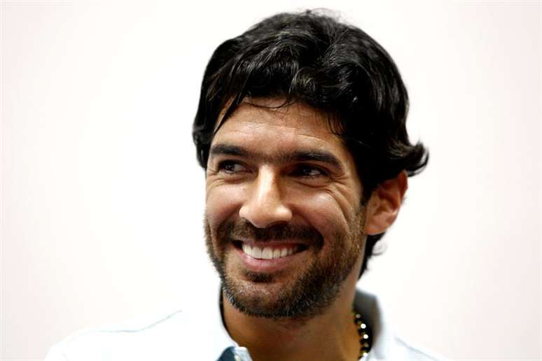 Loco Abreu (foto) vestir&aacute; a 25&ordf; camisa ao longo da carreira.