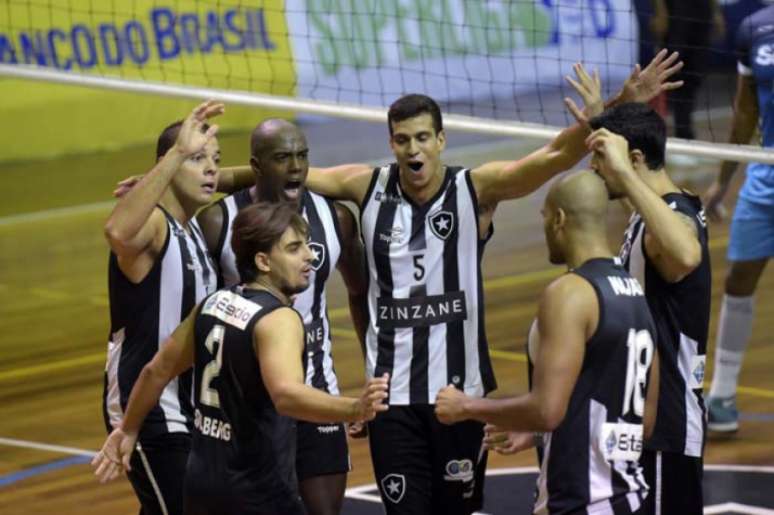 Botafogo busca vitória para se manter vivo na Superliga B (Alexandre Loureiro/Inovafoto/CBV)