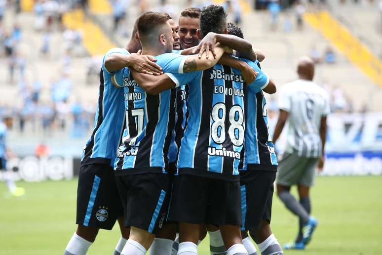 Grêmio goleia o Veranópolis por 5 a 0 e confirma vaga na semi do Gauchão -  Grêmio - Jornal VS