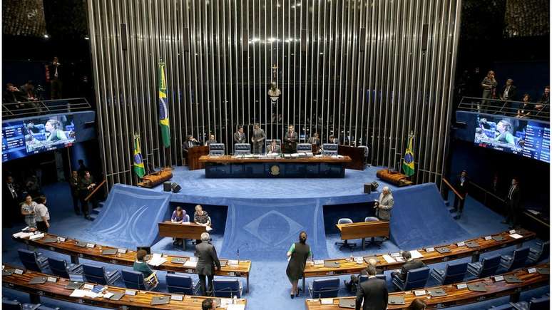 Decisão de Fachin causou terremoto em Brasília, mas processo pode durar anos