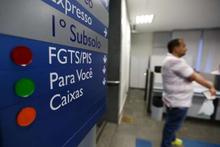 Mais de 9,5 milhões de trabalhadores já sacaram os valores a que tem direito nas contas inativas do FGTS