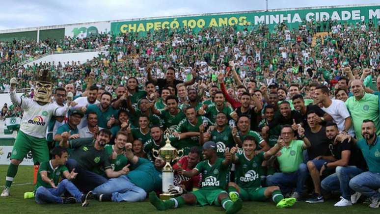 Chapecoense fatura a Taça Sandro Pallaoro e vai jogar a decisão do Catarinense (Foto: Divulgação/Chapecoense)