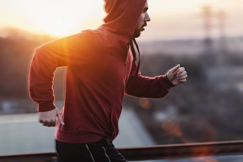 Para a maioria das pessoas, é impossível cumprir a fórmula ideal de tomar café duas horas e meia antes de fazer exercícios