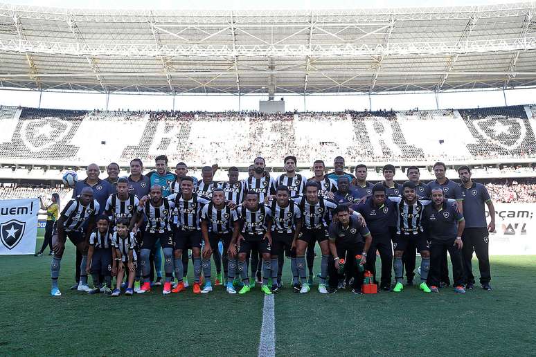 O Botafogo poupou diversos titulares e escalou jovens revelações na partida contra o Vasco, na final da Taça Rio