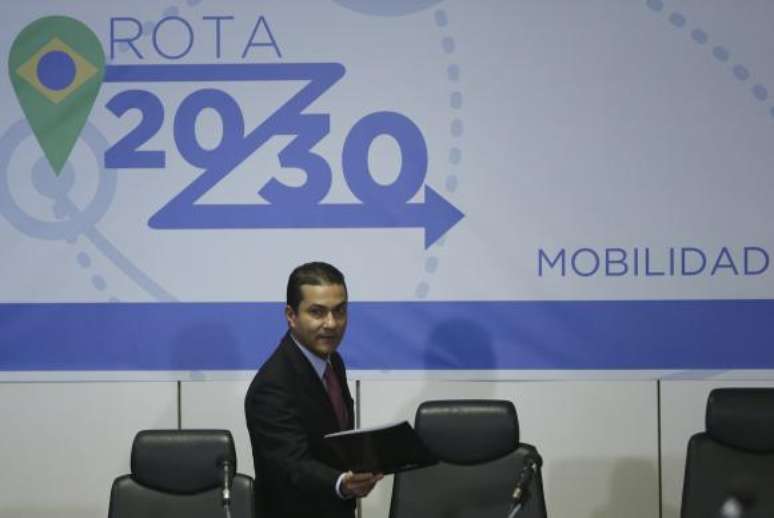 O ministro da Indústria, Comércio Exterior e Serviços, Marcos Pereira, lança o Rota 2030, novo regime automotivo brasieiro 