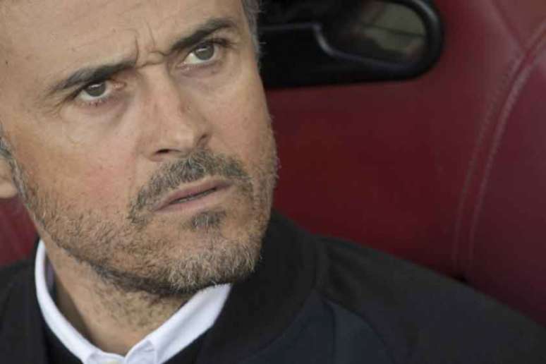 Luis Enrique deixará o Barcelona em junho (Foto: Curto de la Torre / AFP)