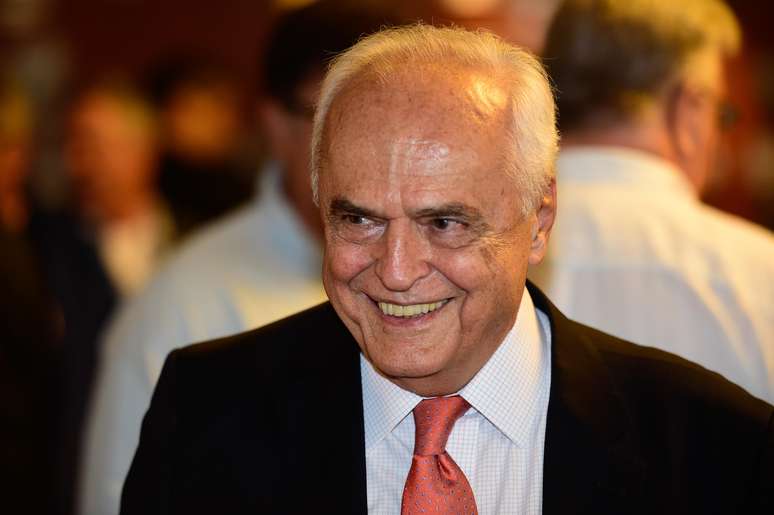 Carlos Augusto de Barros e Silva, o Leco, reeleito at&eacute; 2020