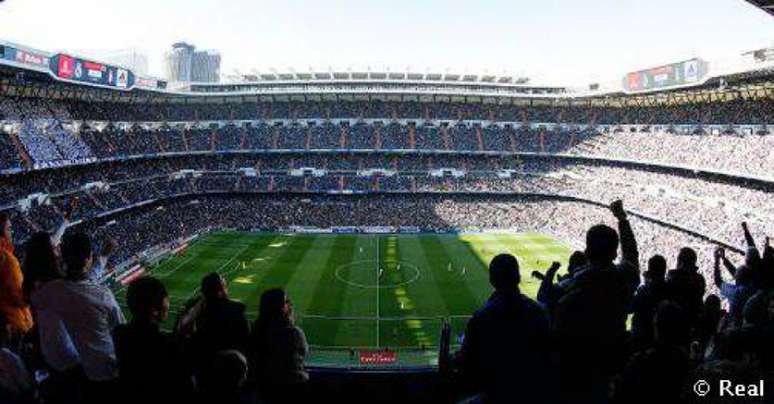 Real Madrid recebe o Barcelona no Estádio Santiago Bernabéu (Divulgação)