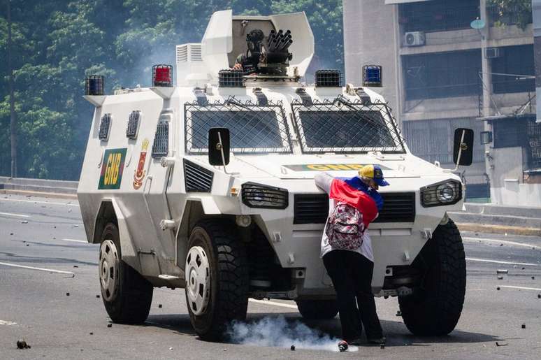 Não se sabe a identidade da venezuelana ou se ela foi presa após a manifestação