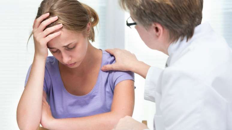 Procurar ajuda m&eacute;dica &eacute; essencial no combate &agrave; depress&atilde;o