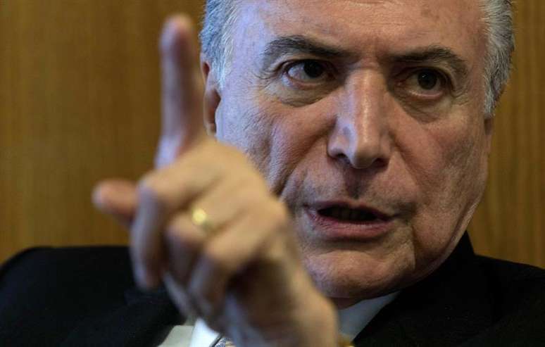 Temer teria sugerido que se mantivesse pagamento de mesada ao ex-presidente da Câmara, Eduardo Cunha, segundo delação.