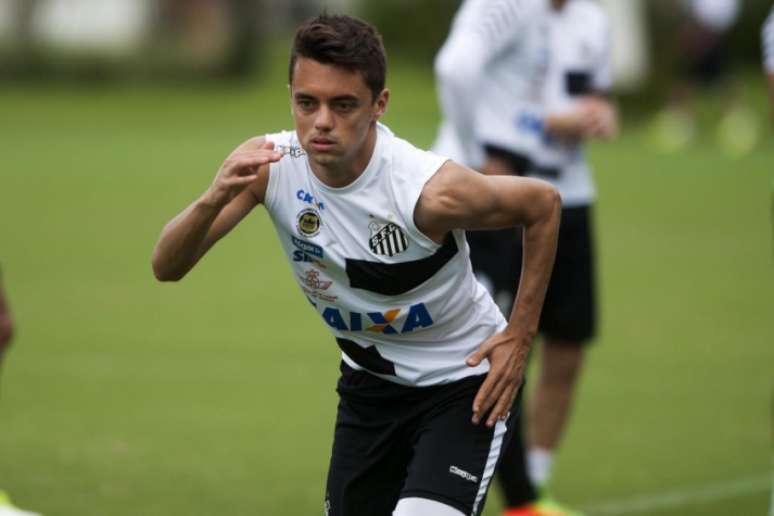 Matheus Ribeiro atuou apenas quatro vezes neste ano (Foto: Ivan Storti/Santos)