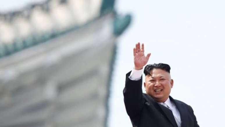 Kim Jong-un comanda Coreia do Norte