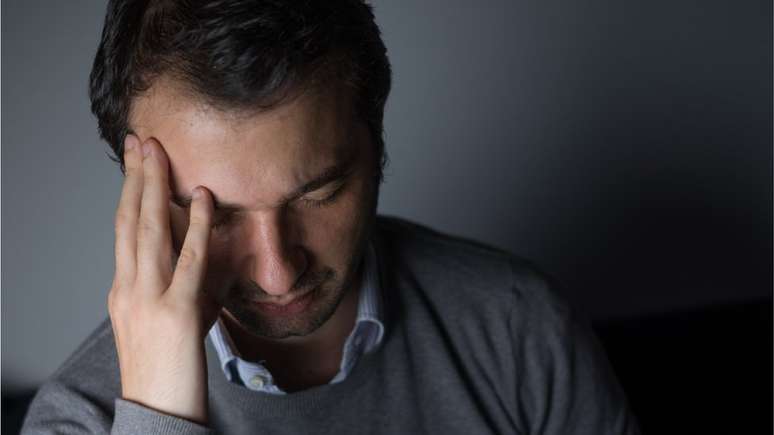 Psic&oacute;logo diz que divulgar formas de obter ajuda &eacute; uma outra forma de falar sobre suic&iacute;dio