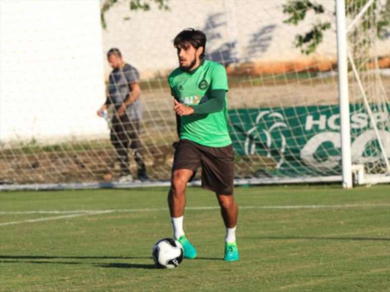 Tiago Real disputa vaga com Neto Berola para o Atletiba. (Divulgação/Coritiba)