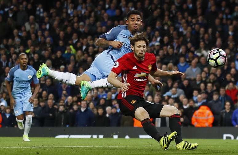 Gabriel Jesus no último clássico contra o United