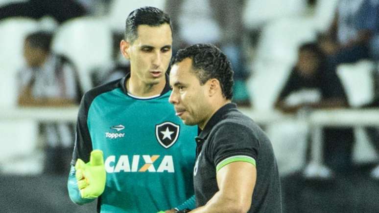 Próximo compromisso do Glorioso na Libertadores também será no Nilton Santos, no dia 18 (Foto: AFP)