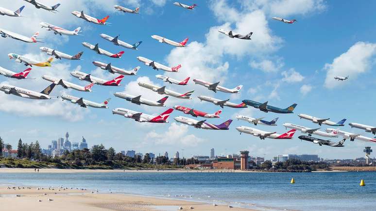 Fot&oacute;grafo viajou a diversos locais do mundo para fotografar aeroportos movimentados