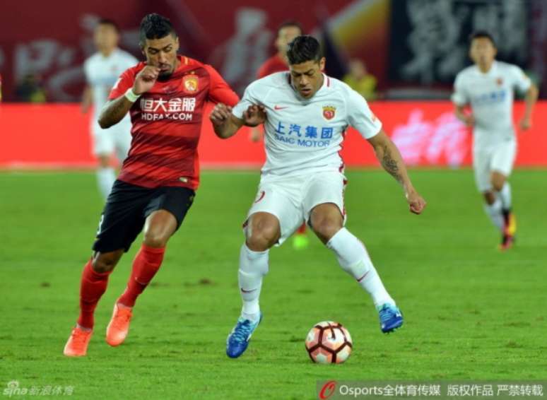 Hulk em jogo do Shanghai SIPG (Foto: Divulgação)