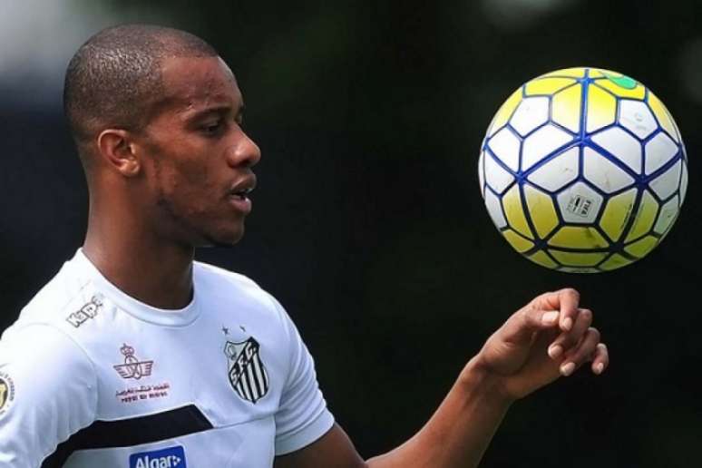 Copete sentiu uma forte fisgada e ainda será avaliado (Ivan Storti/ Santos FC)