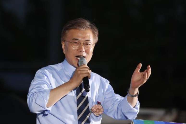 O candidato liberal do Partido Democrático Moon Jae-In venceu as eleições presidenciais na Coreia do Sul, conforme indicam pesquisas de boca de urna