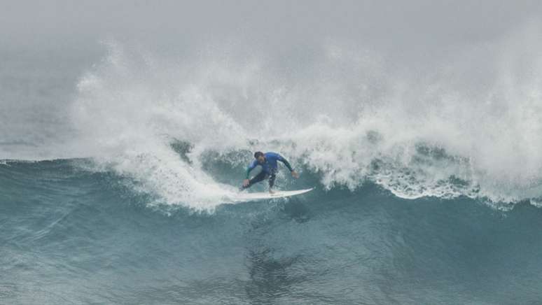 Caio Ibelli foi um dos brasileiros classificados para a terceira fase em Saquarema (Foto: WSL / Ed Sloane)