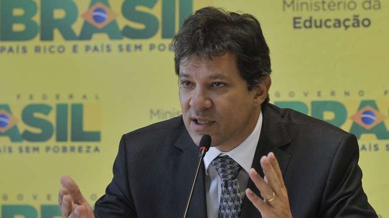 Especula-se em Brasília que Fernando Haddad seria o nome do PT como vice em um possível coligação caso Lula não se candidatasse