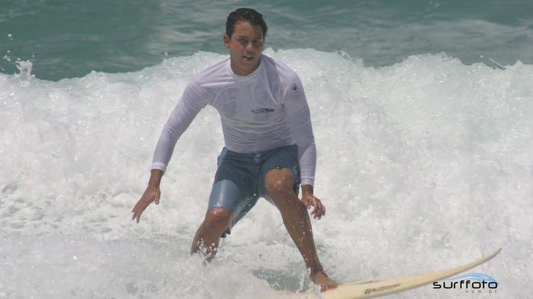 Guido Sch&auml;ffer morreu no mar, quando estava prestes a se tornar padre; fama de promover milagres hoje atrai fi&eacute;is