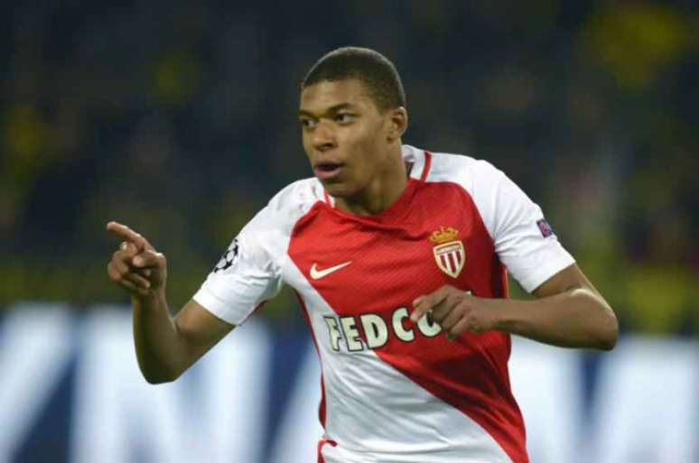 Mbappé é uma das estrelas do Monaco (Foto: Sascha Schuermann / AFP)