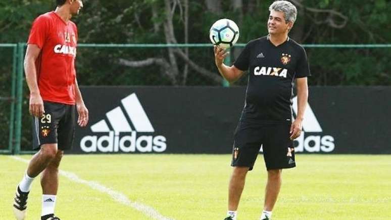 Ney Franco acredita na vitória do Sport no duelo final contra o Bahia (Foto: WILLIAMS AGUIAR/SPORT CLUB DO RECIFE)