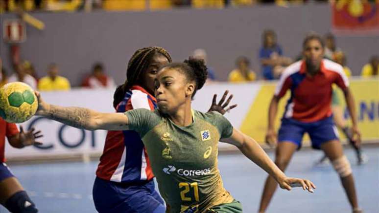 Seleção brasileira feminina de handebol é convocada para