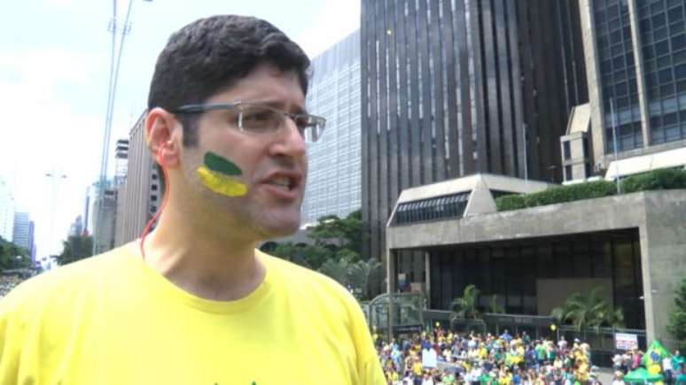 Rogério Chequer, do Vem Pra Rua, foi um dos organizadores de atos contra o PT