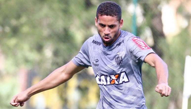 Aos 22 anos, Gabriel é titular no time de Roger Machado (Foto: Bruno Cantini/Atlético)