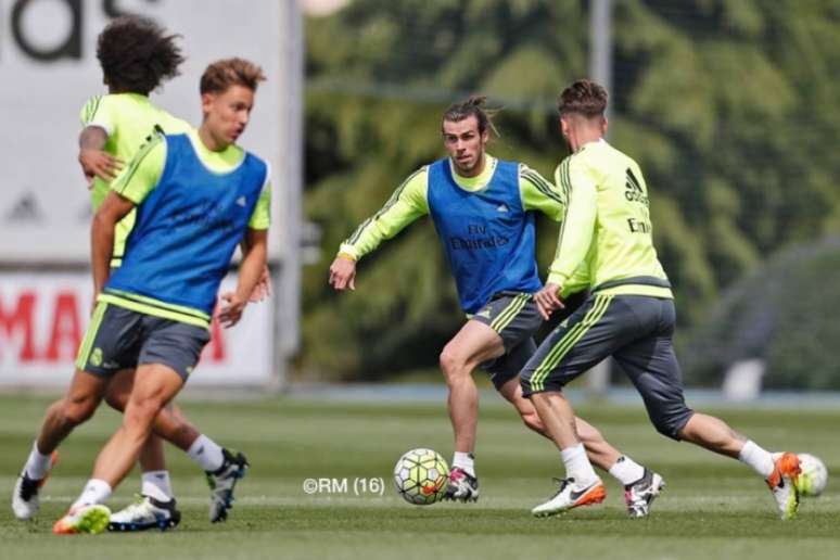 Bale, em treino do Real Madrid (Foto: Reprodução / Facebook)