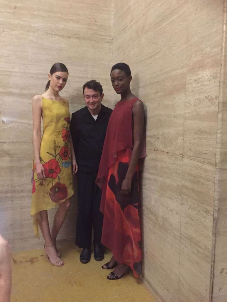 Walter Rodrigues e duas de suas cria&ccedil;&otilde;es para a Spezzato